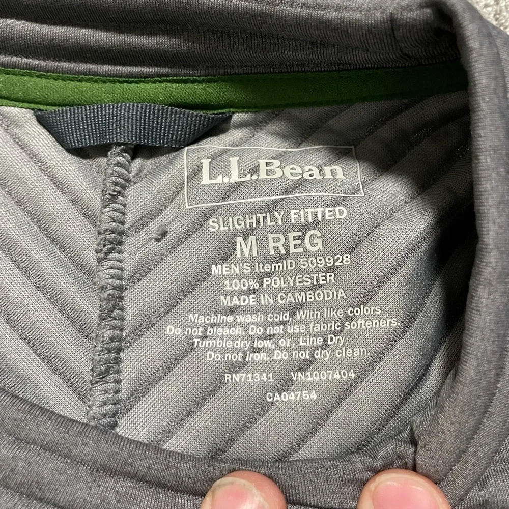 L.L. Bean Gray Ribbed Crewneck with Green Trim - Picture 7 of 16